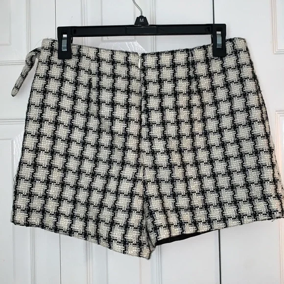 Forever 21 Wrap front skort - Picture 3 of 4